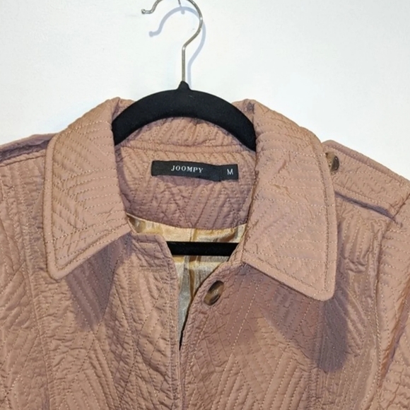 Quilted Lightweight Jacket in Camel, Medium - Picture 3 of 3